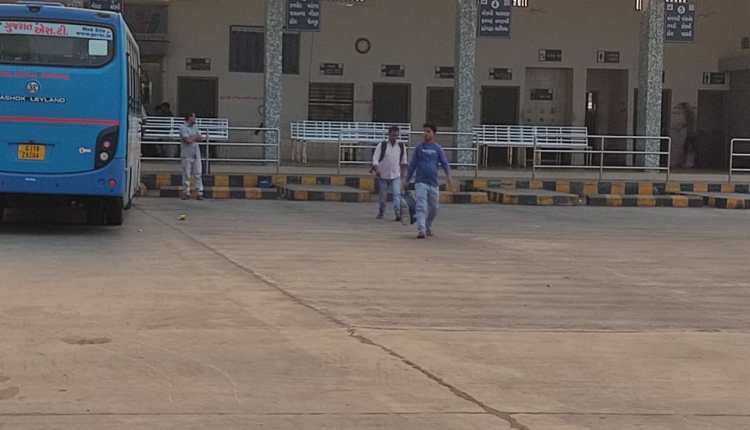 TANKARA BUS STAND (1)