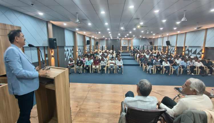 NAVYUG SANKUL SNEHMILAN1