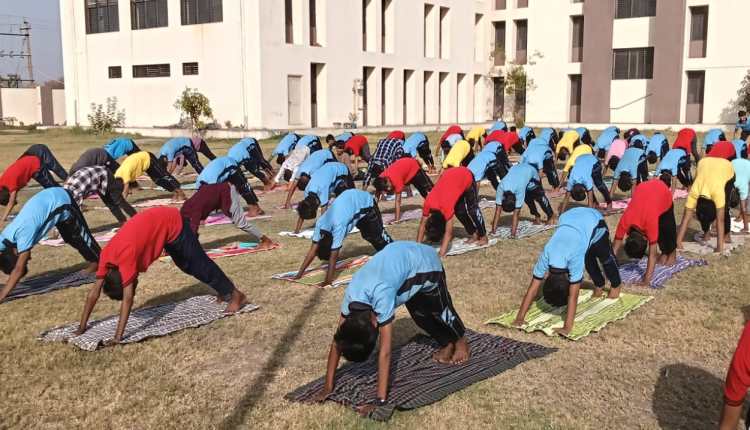 RAFALESHVAR YOG DIVAS 2