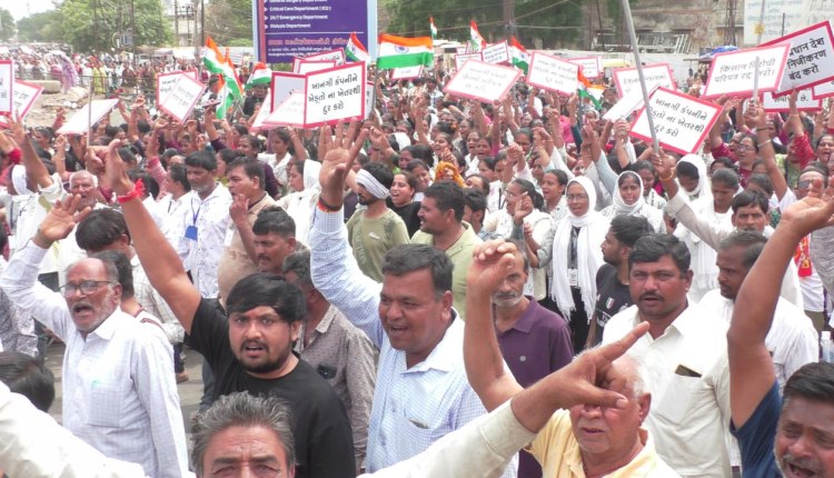 KHEDUT PADYATRA AVEDAN 3