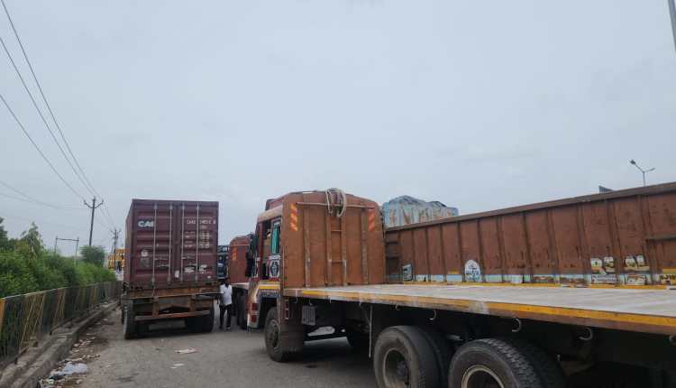 MALIYA FATAK TRAFIC JAM