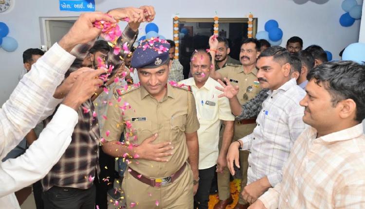 HALVAD POLICE VIDAY 2