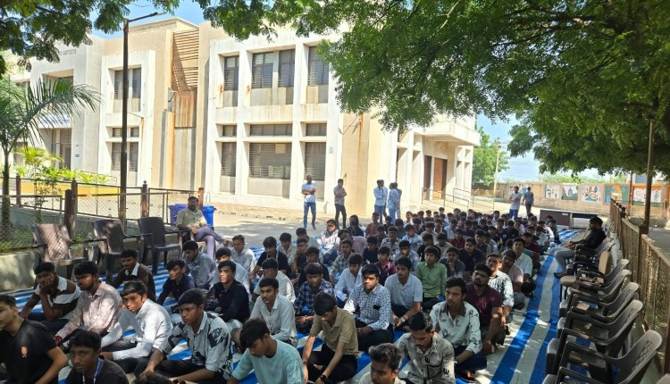 ITI COLLEGE 1